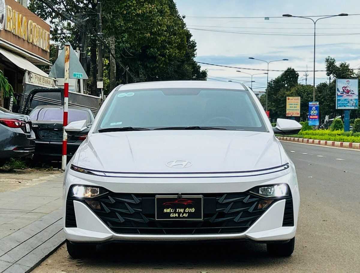 Hyundai Accent 1.5 MT 2024